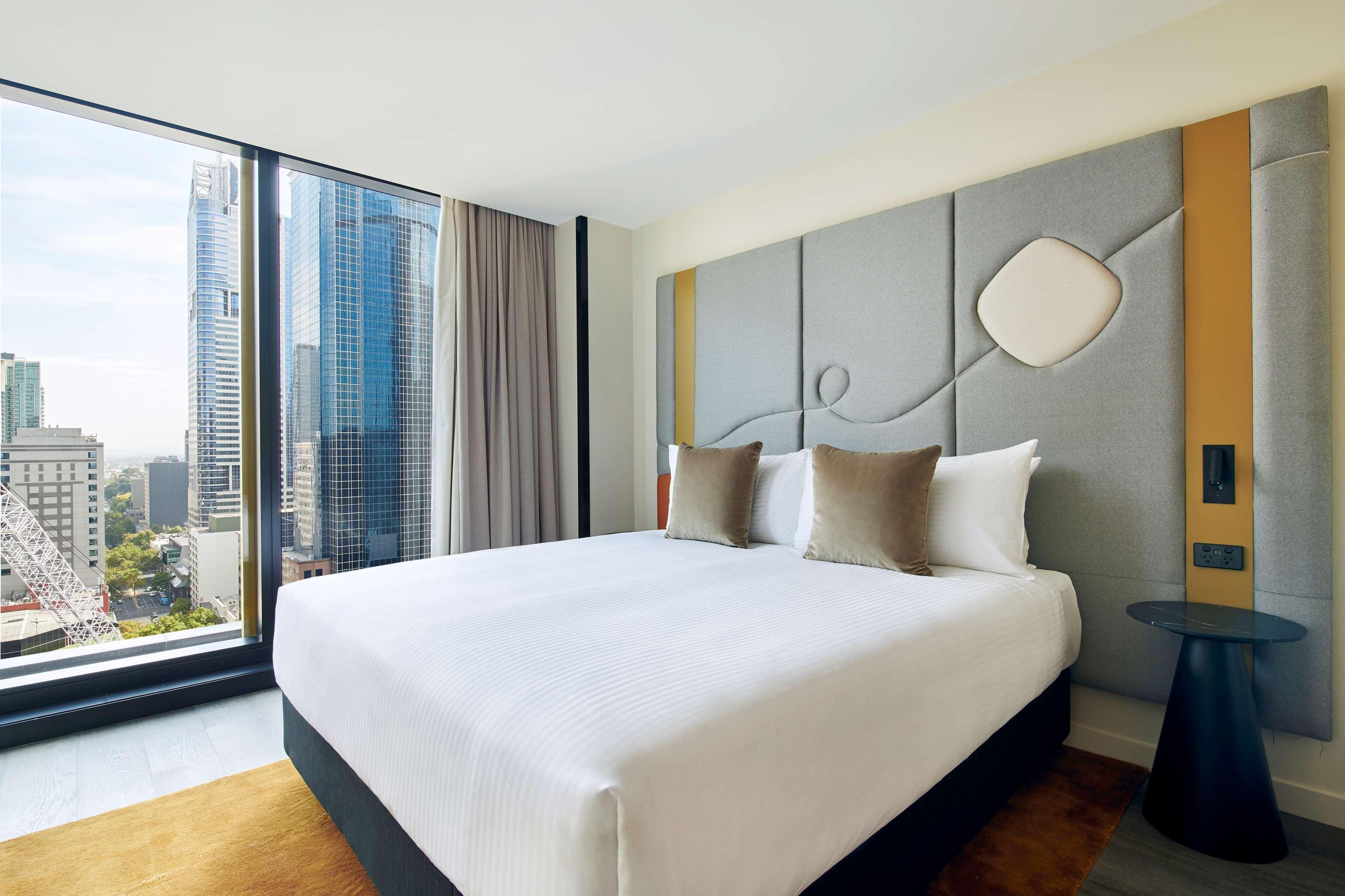 Quincy Hotel Мелбърн Екстериор снимка