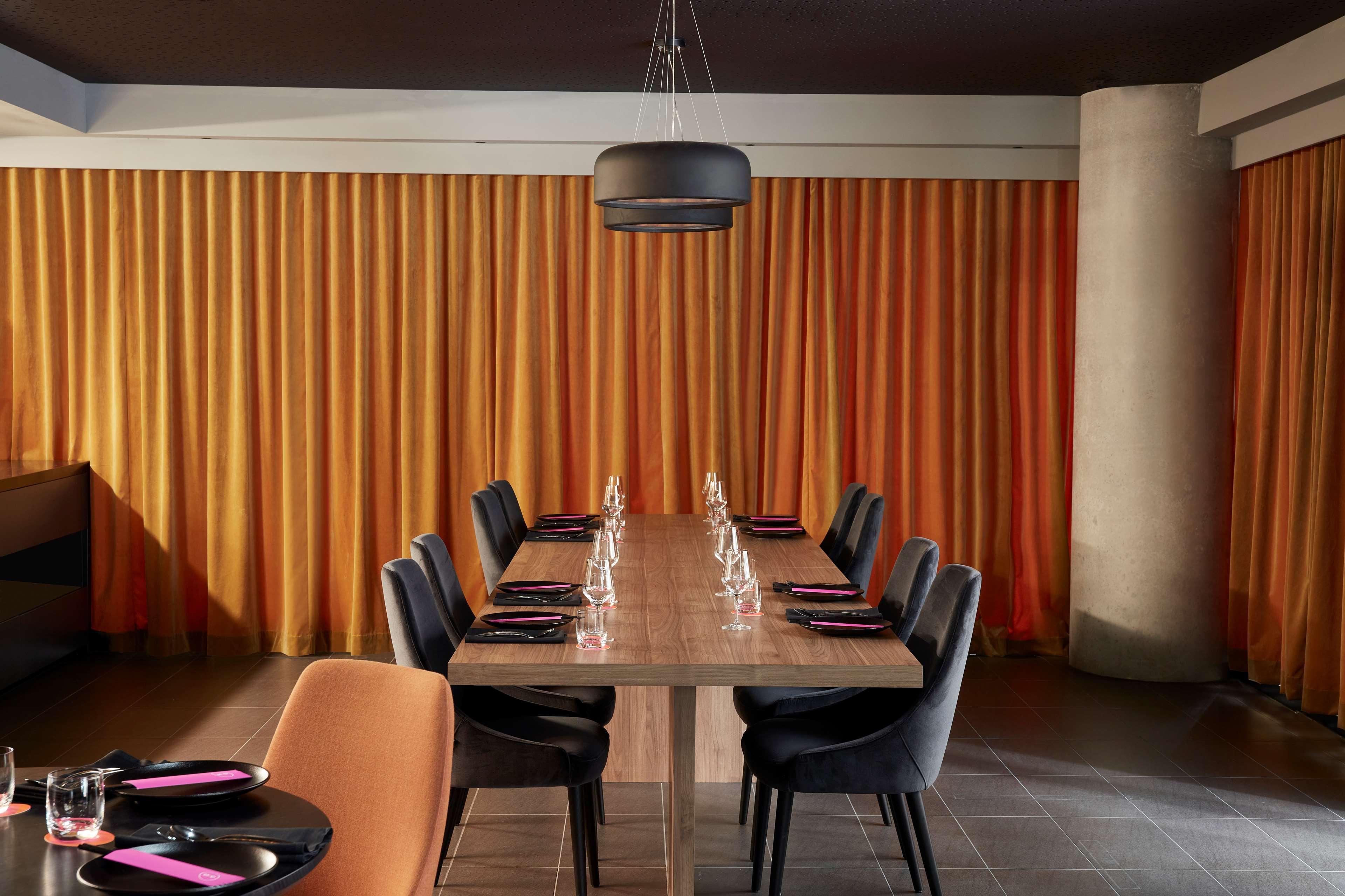 Quincy Hotel Мелбърн Екстериор снимка