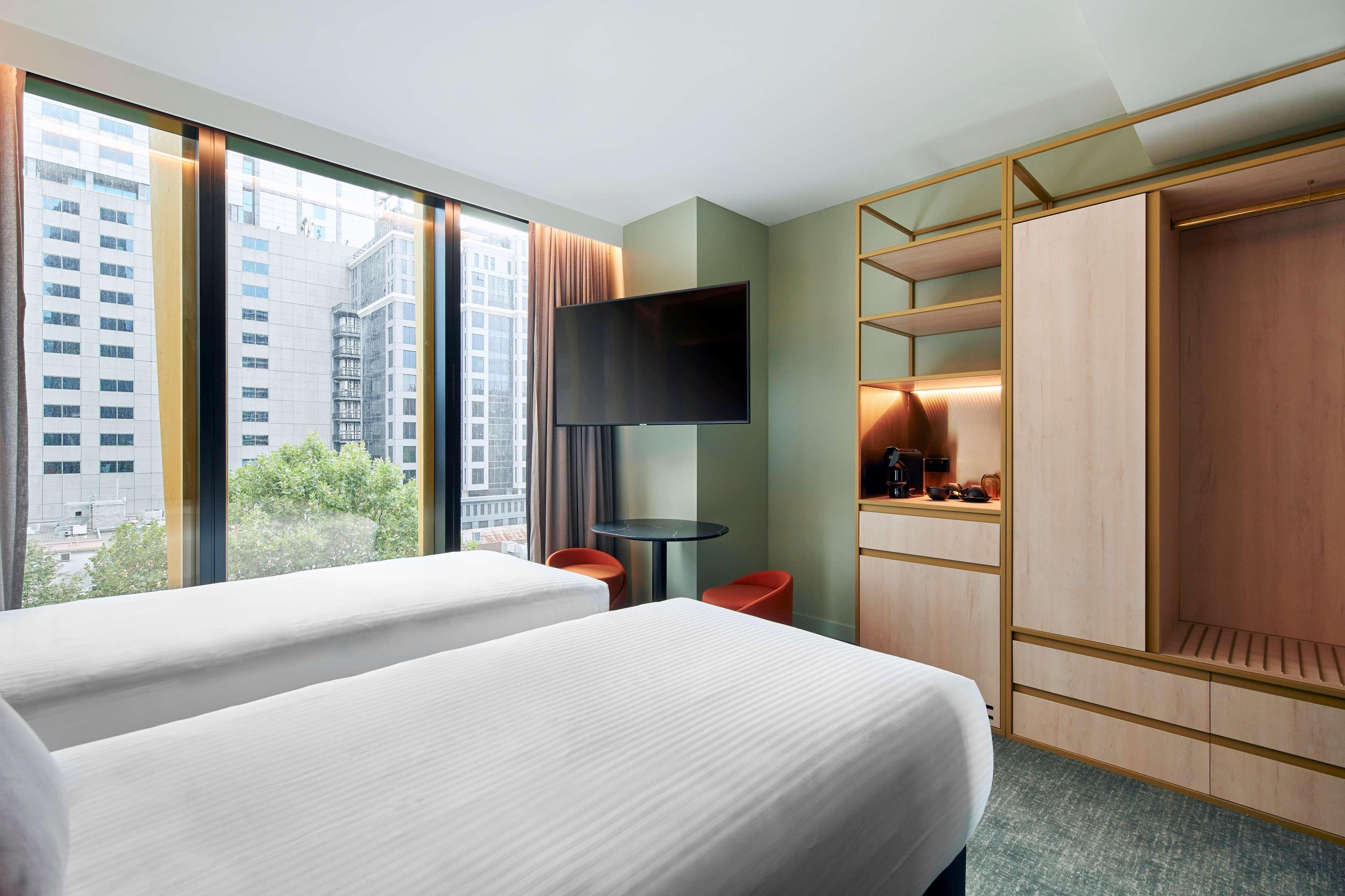 Quincy Hotel Мелбърн Екстериор снимка