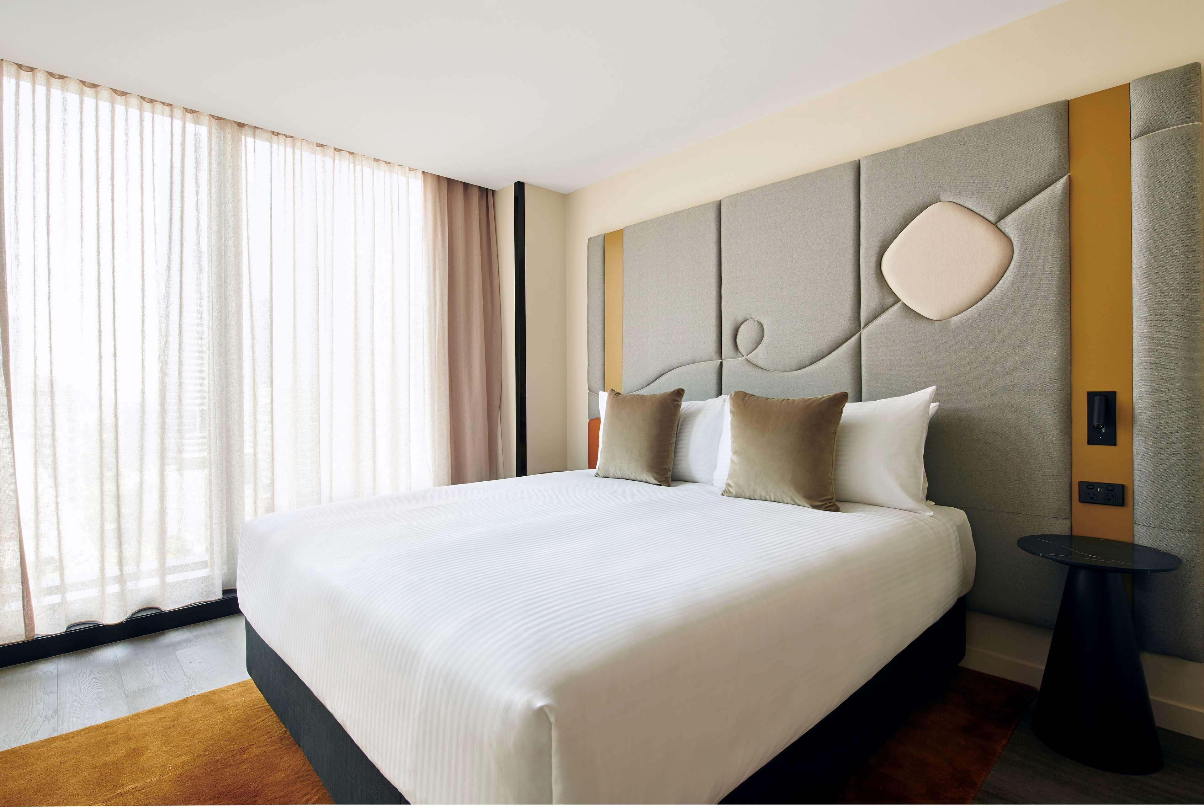 Quincy Hotel Мелбърн Екстериор снимка